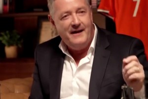 聲援C羅！摩根曬視頻：梅西同樣肘擊對手就沒事