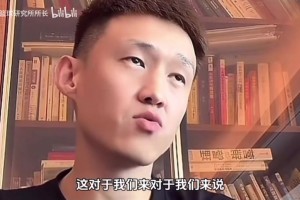 周鵬直播談易建聯：聯哥很好，身材管理比當運動員時還要健康！