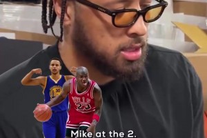 預(yù)計(jì)戰(zhàn)績77勝5負(fù)！CC評歷史最強(qiáng)陣容：庫里喬丹科比詹姆斯鯊魚！