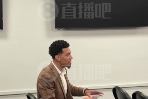 來(lái)自前隊(duì)友惡搞??鐵林提問(wèn)斯普利特：我是怎么教你當(dāng)教練的？