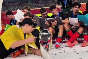 葡萄牙小孩哥們上課，順便拿個世界杯冠軍??