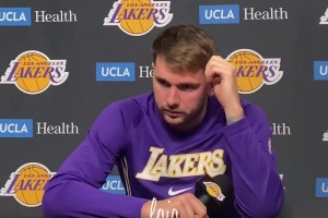 東契奇主動(dòng)攬責(zé)：今天輸球在我 不該在一場比賽里有9誤