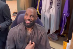 輸給太陽(yáng)后，老詹心情還不錯(cuò)。大方承認(rèn)自己老了??