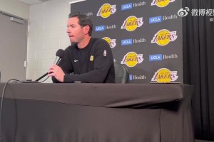 雷迪克：某種程度上說，我慶幸老詹這個紀錄終結(jié)了，終于不用討論