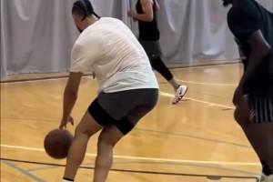 持球能力越來越強了！狄龍這賽季真是完全蛻變了！