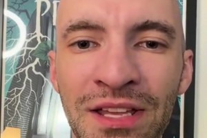 拓記：楊瀚森上半場防守伊迪力不從心，下半場冷靜和自信多了！