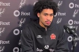 湖人不敵馬刺，季中賽被淘汰，詹姆斯空砍19+15+8！