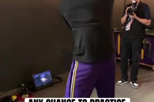 湖人馬刺NBA杯！詹姆斯退休后的生活就是高爾夫球了吧！